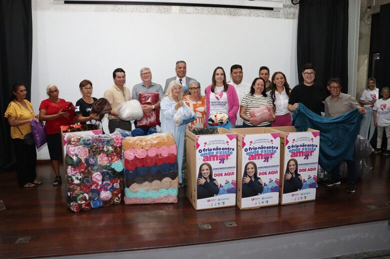 Lançamento contou com a presença de autoridades 