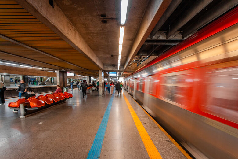 Tecnologia estará em todas as estações da CPTM.