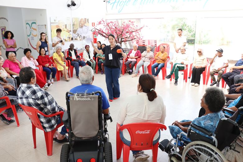 Equipe técnica da pasta organizou um encontro especial no Centro Dia do Idoso
