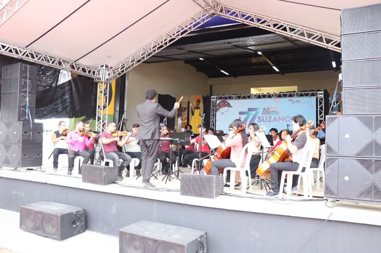 atividades gratuitas de dança, música, exposição e lazer ao longo do dia