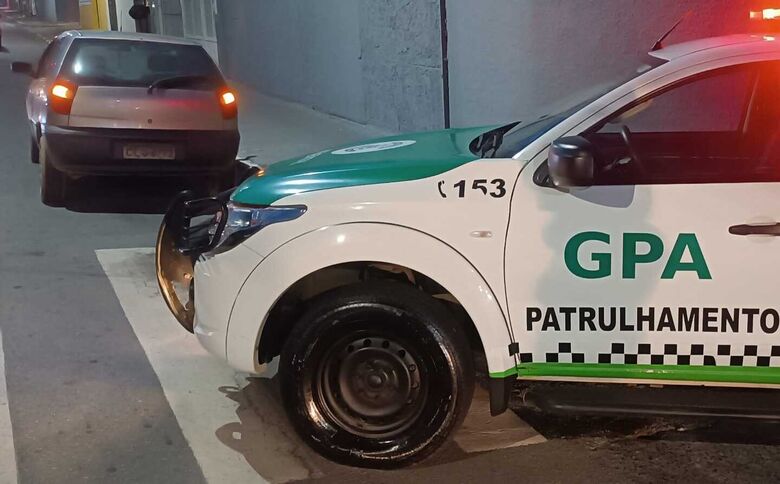 GPA recupera veículo furtado e detém suspeito por receptação