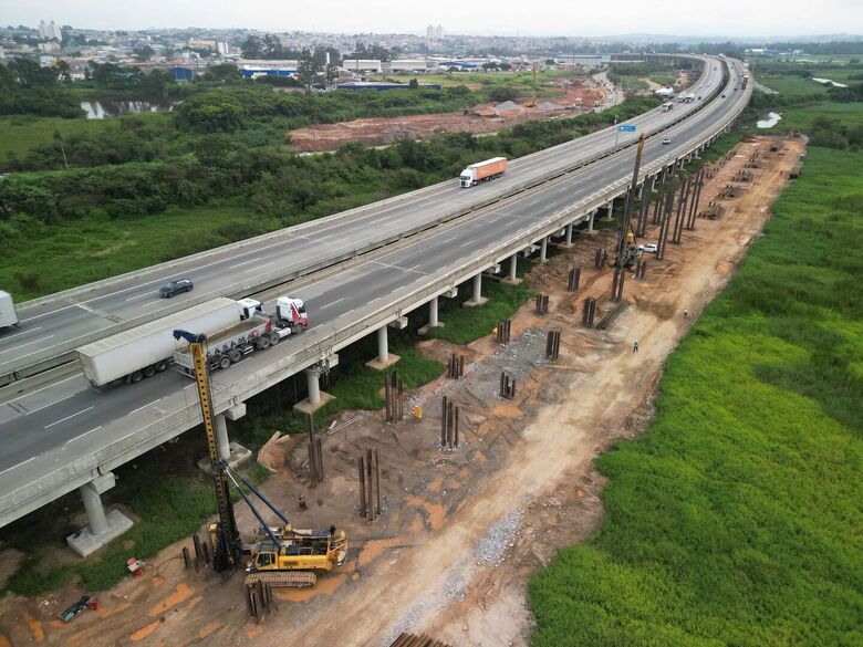 Empreendimento já atingiu a marca de 60% das vigas pré-moldadas produzidas e mais de 12 mil metros de estacas executadas