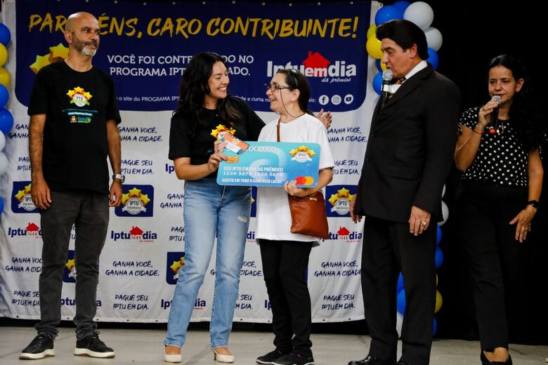 Programa valoriza quem paga o IPTU em dia e distribui prêmios em dinheiro aos contribuintes