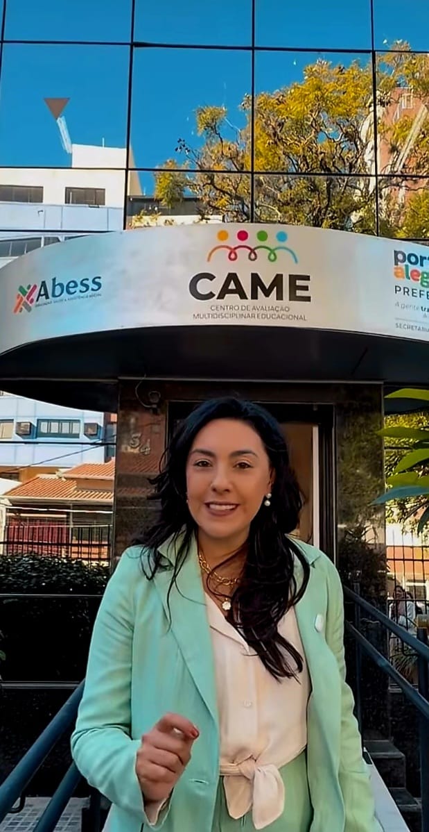 Prefeita esteve na capital gaúcha para o 3&ordm; Encontro da Educação