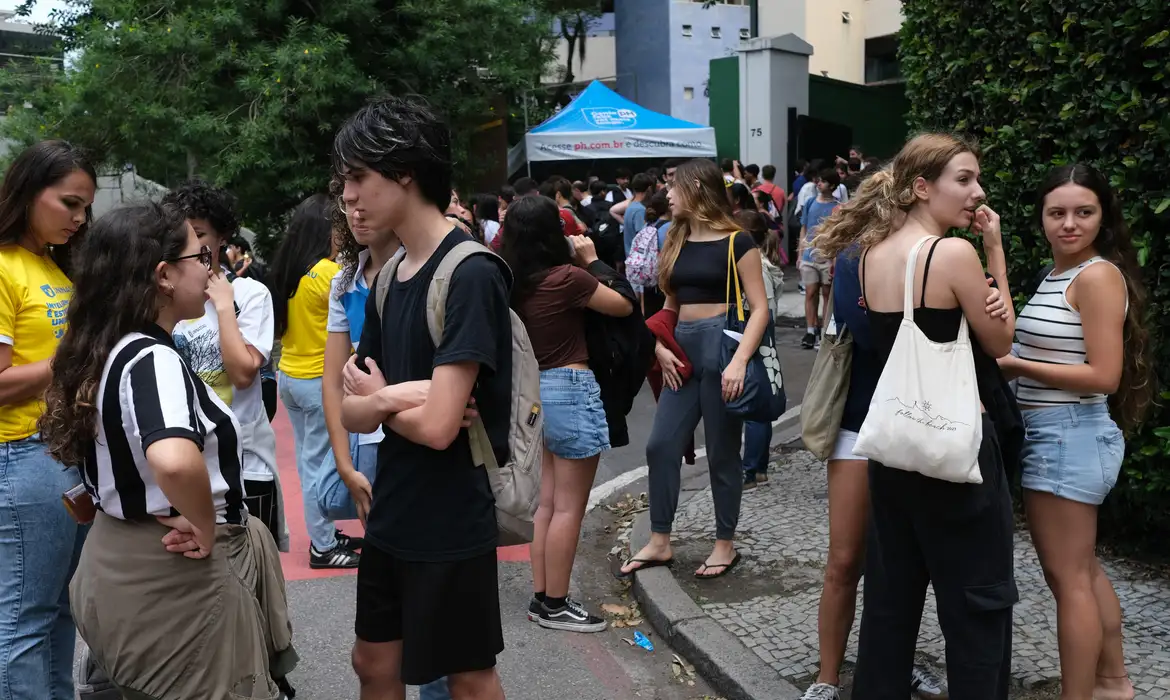 A taxa de inscrição é R$ 85 e o pagamento deve ser feito até 10 de junho.