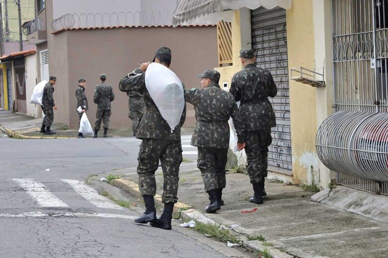 Iniciativa, promovida em parceria com o Tiro de Guerra de Suzano (TG 02-081), percorreu as regiões do Jardim Imperador, Vila Mazza e Cidade Edson