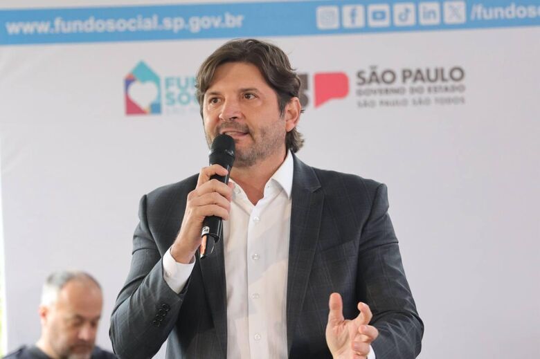 Segundo o governador, André do Prado concluiu as negociações com Eduardo Bolsonaro na terceira viagem aos Estados Unidos
