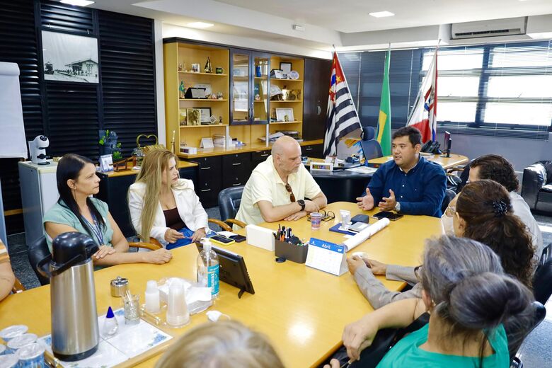 Prefeito Pedro Ishi recebeu na última quarta-feira (06/05) as conselheiras tutelares 