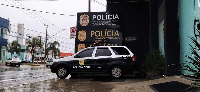 O suspeito foi encaminhado ao Centro de Polícia Judiciária (CPJ) de Mogi das Cruzes, onde o caso foi registrado como embriaguez ao volante