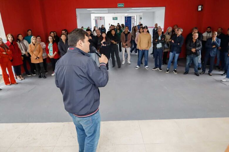 Prefeitura conclui obra de reforma e ampliação de escola municipal do Jardim Quaresmeira
