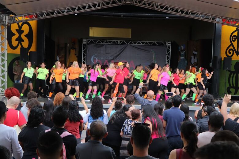 O evento, promovido pela Secretaria Municipal de Cultura, reunirá o público para aulas abertas e apresentações de todos os grupos e escolas participantes desta edição.