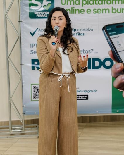 Priscila Gambale Informou que está cobrando do Estado ampliação de creches no município