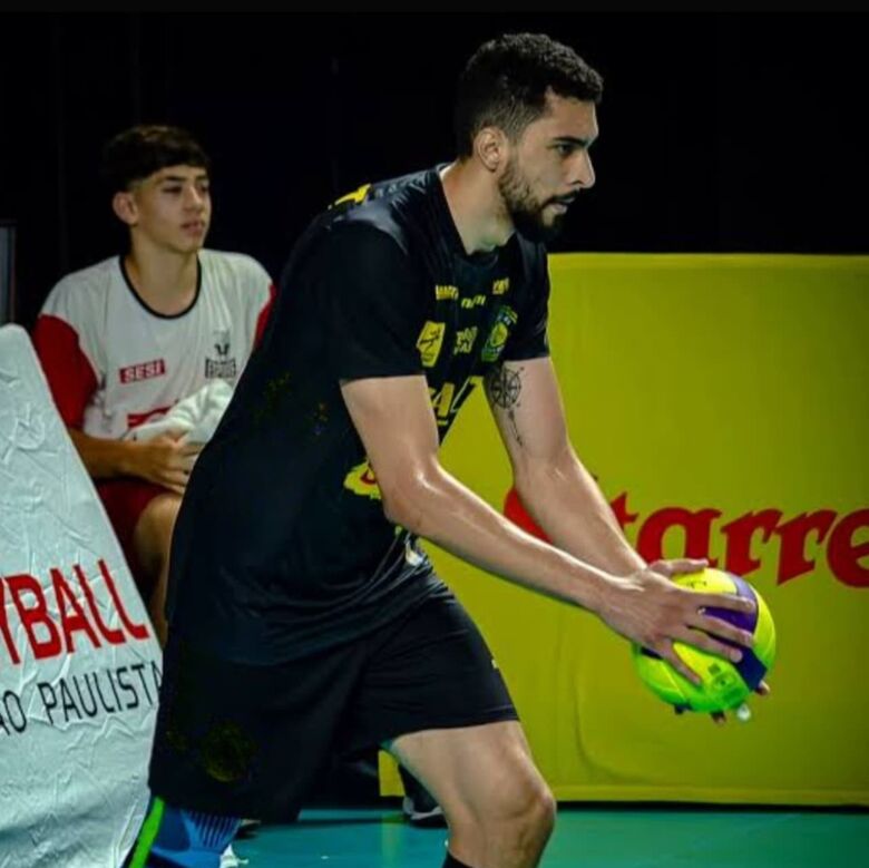 Suzano Vôlei contrata central Álvaro, de Guarulhos, para a temporada 26/27