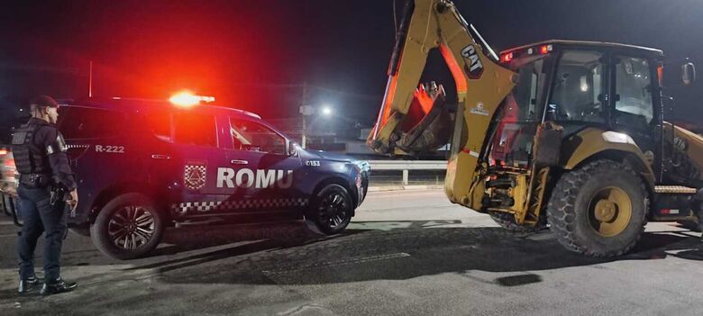 Romu localizou máquina levada de empresa e apreenderam bloqueador de sinal