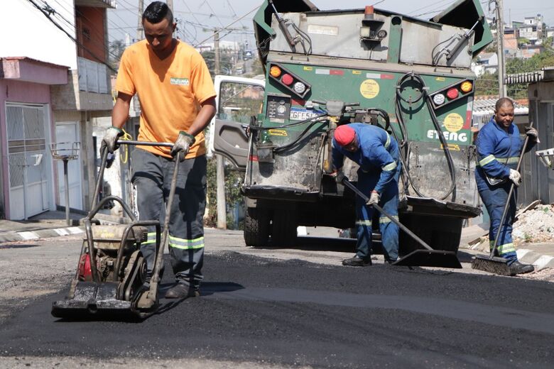 Serviço alcançou diversas vias da cidade