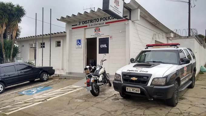 O caso foi registrado como tentativa de homicídio no 3&ordm; Distrito Policial de Mogi das Cruzes e está sendo investigado pela Polícia Civil.