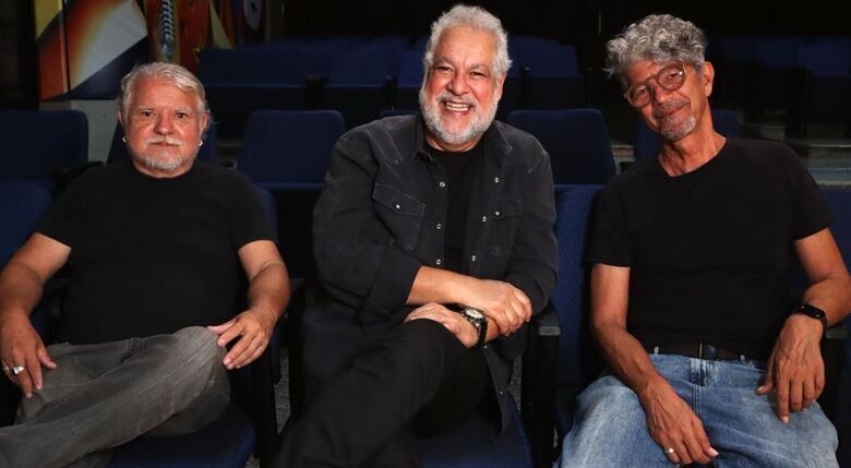 Os artistas suzanenses Beto Bianchi, Walmir Pinto e Zé de Riba lançam no próximo dia 15 (sexta-feira), em todas as plataformas digitais, o novo EP do projeto 