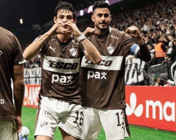 Corinthians perde para o Platense e vê invencibilidade cair na Libertadores