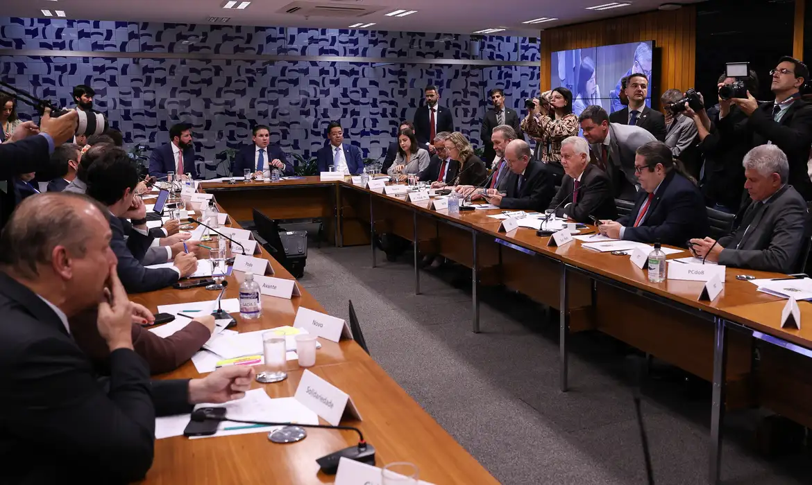 Na Câmara dos Deputados retirou o regime de urgência do PL contra a 6x1