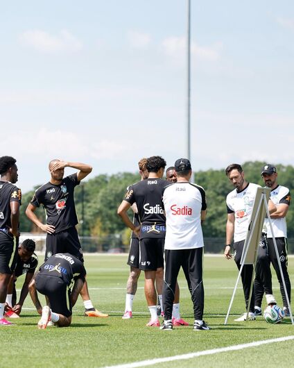 Brasil finaliza preparação para enfrentar Haiti na Copa do Mundo