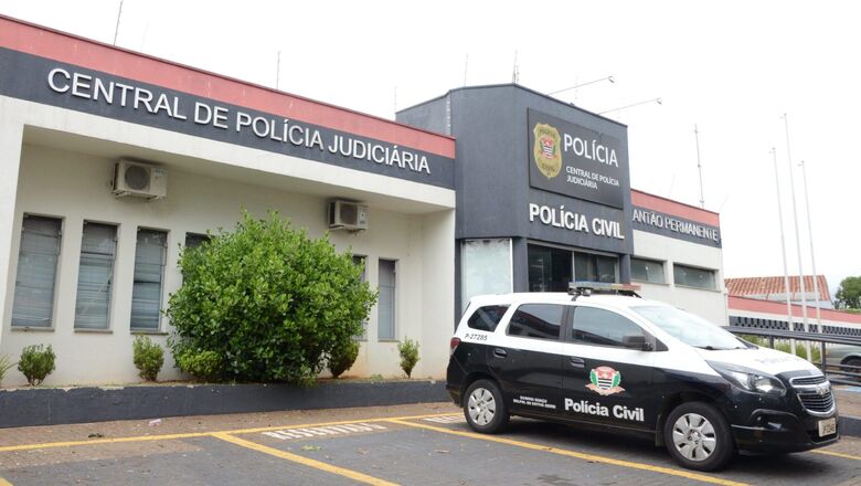 O suspeito foi encaminhado para atendimento médico e, posteriormente, conduzido à Central de Polícia Judiciária