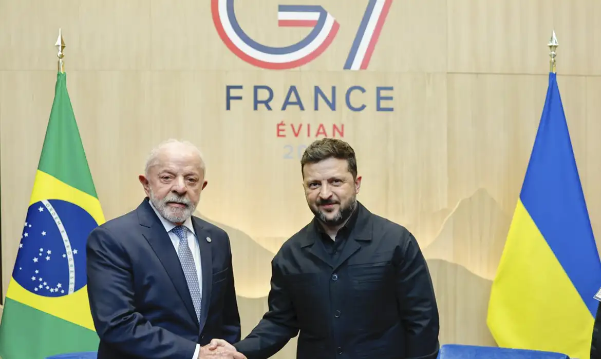 Lula e Zelensky debatem saída diplomática para guerra Ucrânia x Rússia