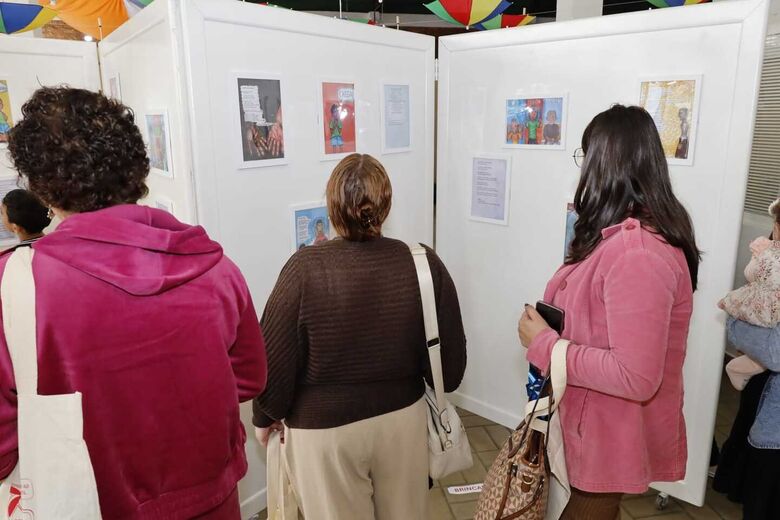 A mostra traz 37 desenhos do artista de Franco da Rocha, Rafael Henrique Borges, que apresenta suas obras até 26 de junho (sexta-feira), sempre nos dias úteis, de 9 às 17 horas