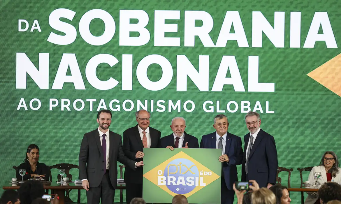As declarações foram dadas durante a abertura da 7ª Reunião Plenária do Conselho de Desenvolvimento Econômico Social Sustentável (CDESS), no Palácio do Itamaraty
