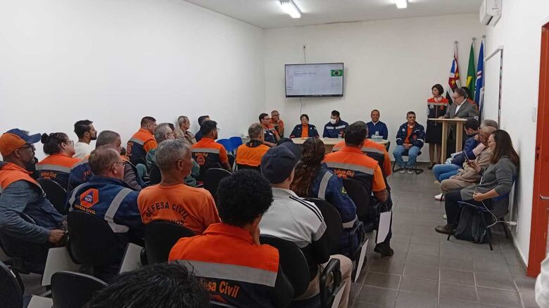 Formação teve aulas teóricas e atividades práticas voltadas à atuação em emergências e situações de risco