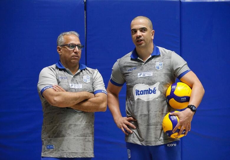 Com Nery Tambeiro e novo assistente, Suzano confirma comissão técnica para a temporada 2026/27