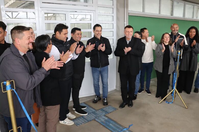 O prefeito Pedro Ishi acompanhou nesta sexta-feira (12/06) a entrega do novo bloco de salas de aula do campus Suzano do Instituto Federal de São Paulo (IFSP)