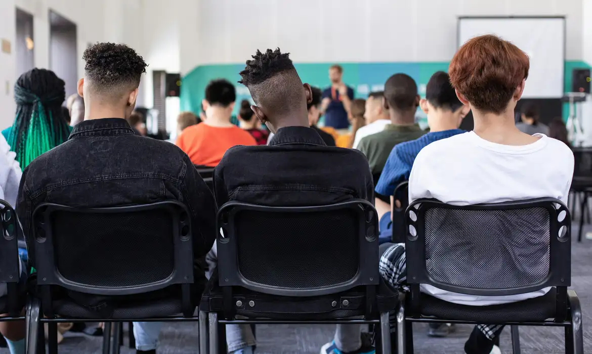 A Guia de Recolhimento da União (GRU Cobrança) pode ser obtida na Página do Participante no portal do Instituto Nacional de Estudos e Pesquisas Educacionais Anísio Teixeira (Inep)