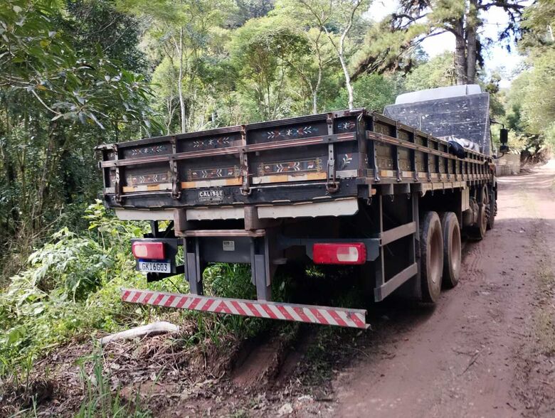Caminhão avaliado em mais de R$ 550 mil é recuperado em Mogi