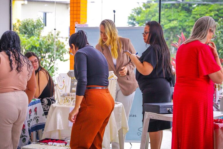 A iniciativa tem como objetivo incentivar o empreendedorismo local, fortalecer a economia do município e ampliar a visibilidade dos pequenos negócios ferrazenses.