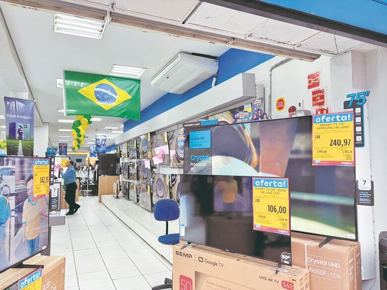 VENDA DE TELEVISORES Cresceu o dobro em Suzano por conta da Copa do Mundo de Futebol