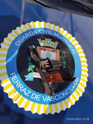 GCM de Ferraz prende suspeito armado no Jardim Temporim