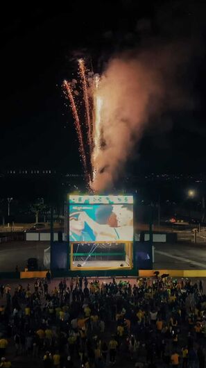 Cerca de 8 mil pessoas passaram pela Praça de Eventos Lucília Gomes Felippe para acompanhar, em um mega telão de LED de 50 metros quadrados, o empate em 1 a 1 entre Brasil e Marrocos