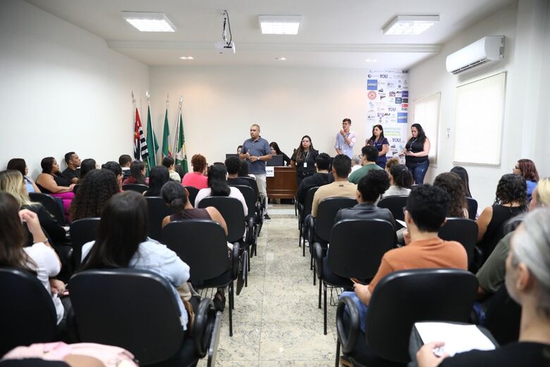 Emprega Ferraz realizará mutirão com mais de 220 vagas de emprego no município