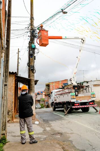 Prefeitura de Ferraz realiza melhorias na iluminação pública no bairro São José