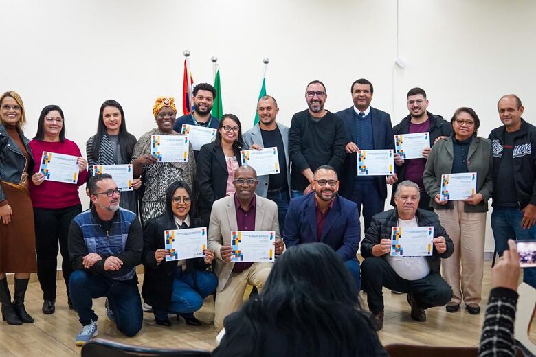 Ferraz empossou os integrantes do Conselho Municipal de Habitação (CMH) para o biênio 20262028
