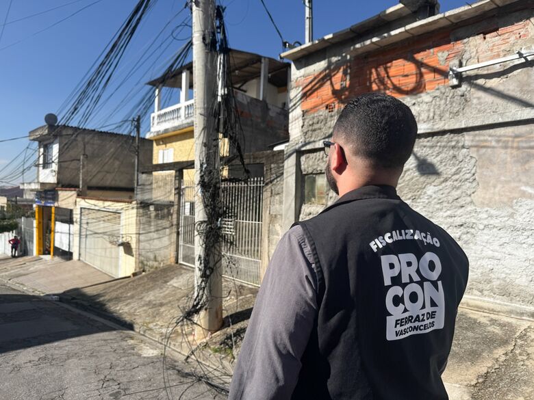 Ação conjunta entre Procon, Secretaria de Desenvolvimento Econômico e Agricultura e concessionária de energia leva mais segurança e organização aos bairros