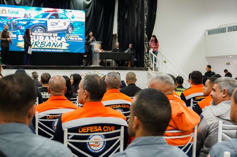 A Prefeitura de Ferraz de Vasconcelos promoveu na manhã de hoje (12), o 1&ordm; Workshop de Segurança Pública