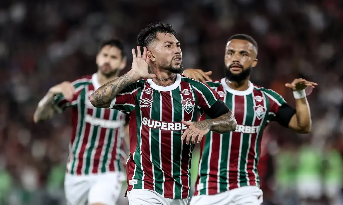 Flu e Bragantino empatam na estreia de Hulk e Mirassol vence Grêmio