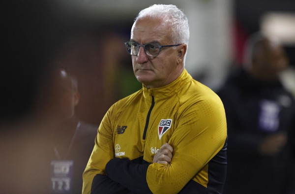 DORIVAL JÚNIOR Lamentou derrota do São Paulo