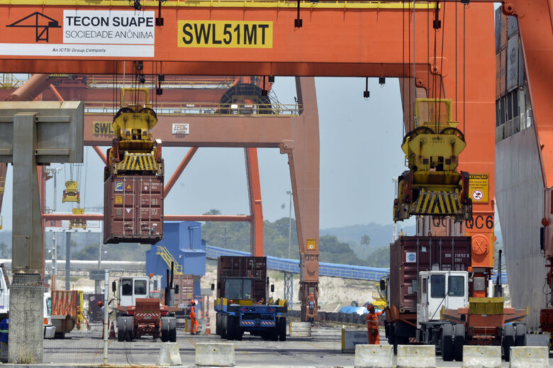 EXPORTAÇÕES NO ALTO TIETÊ Vão ser atingidos pelo 'tarifaço' dos EUA