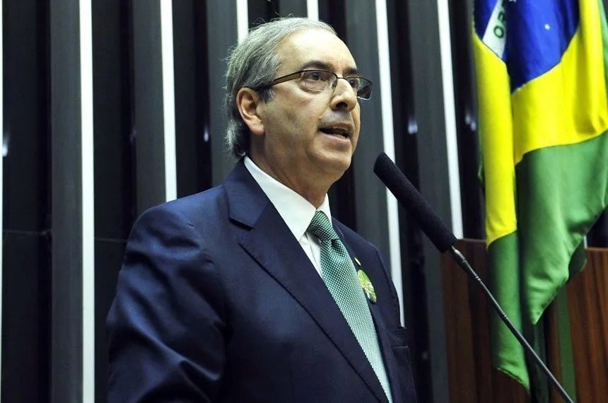STF bloqueia R$ 6 milhões de Eduardo Cunha por indicação de emendas