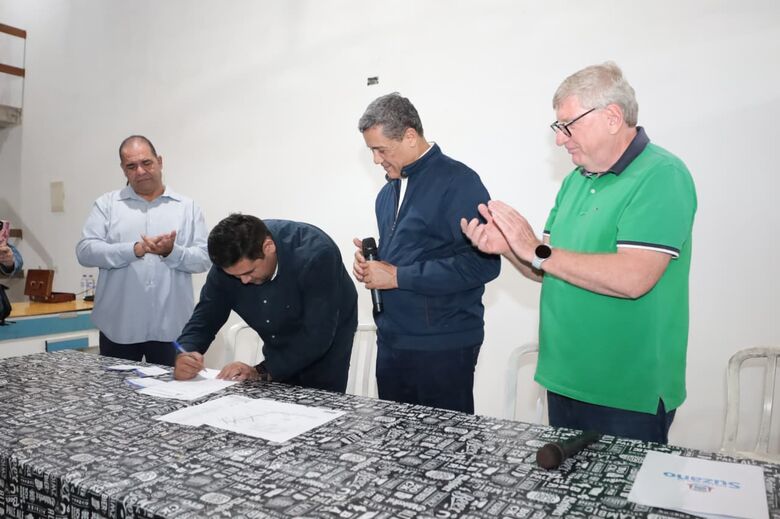 Plano de pavimentação chega ao Parque Astúrias com obras em cinco ruas