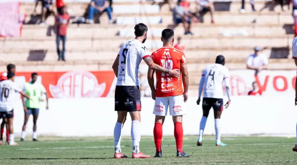 IAC Empatou 1&ordm; jogo