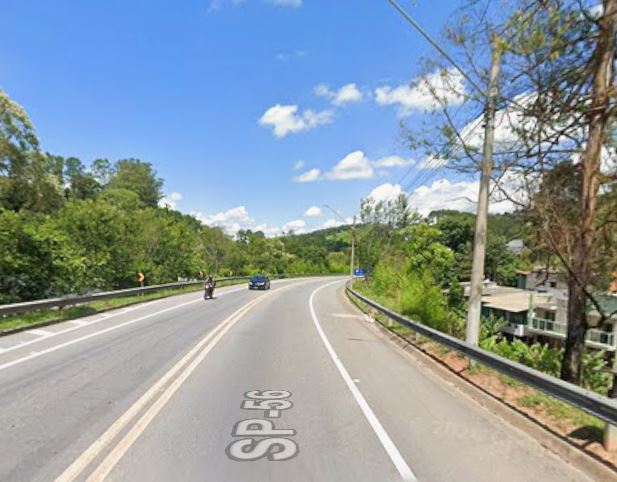 Acidente aconteceu no quilômetro 46 da Rodovia Pedro Eroles (SP-088)