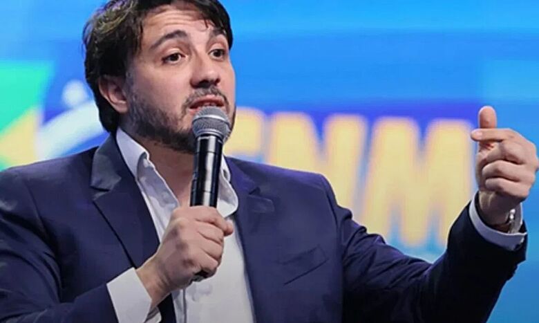 Renan Santos é candidato à Presidência 